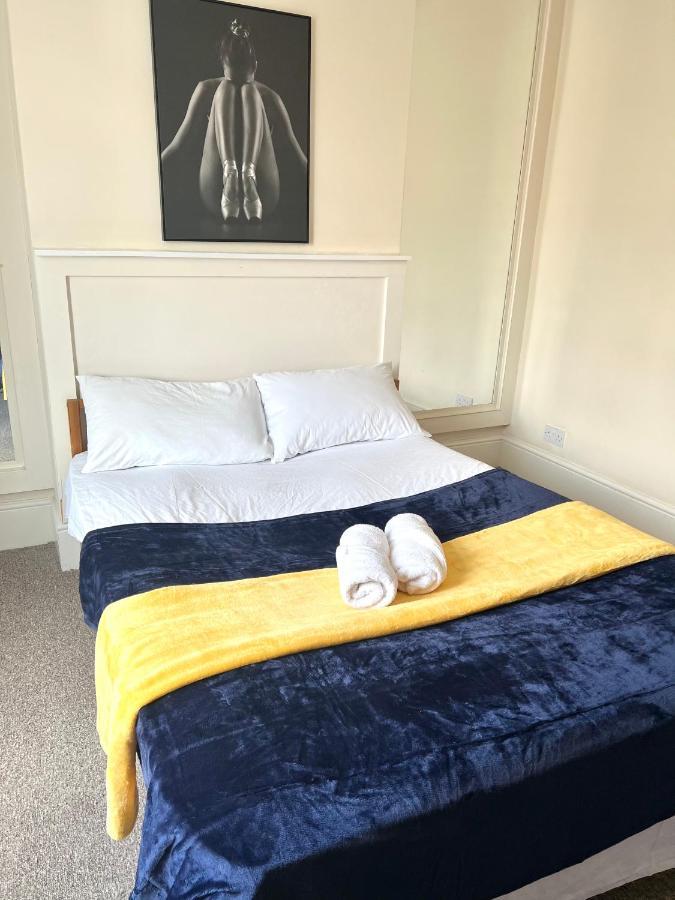 Aldgate Holiday Rooms Londra Exterior foto