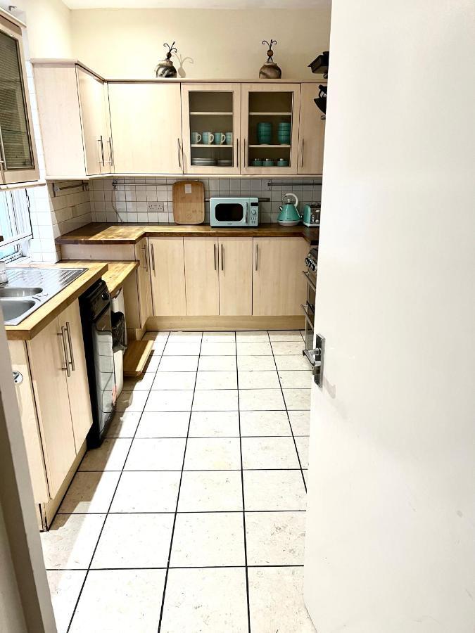 Aldgate Holiday Rooms Londra Exterior foto