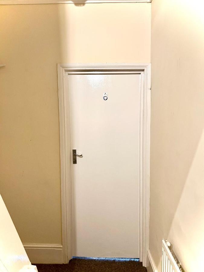 Aldgate Holiday Rooms Londra Exterior foto